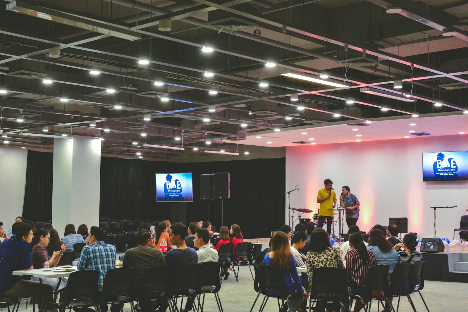 Feria local (imagen demo)